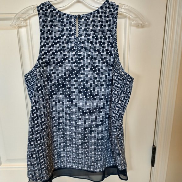 Gap sleeveless flowy patterned women's shirt size XS - Picture 2 of 8